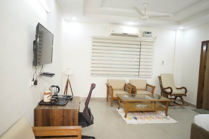 Room 21 of 47