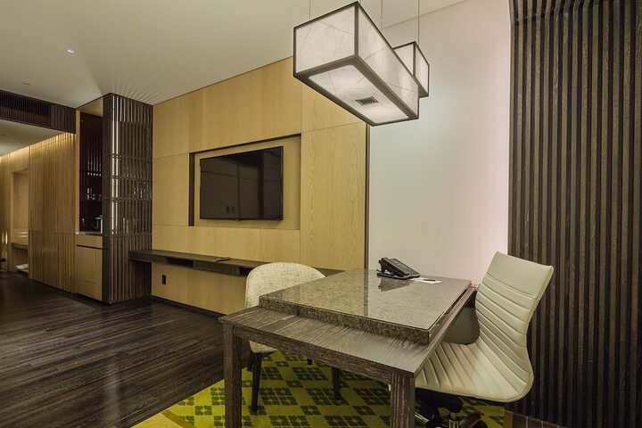 Room 8 of 159