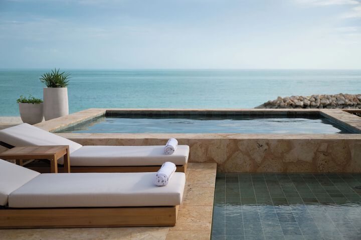 Pool 83 of 138