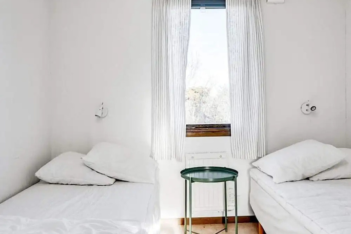 6 Person Holiday Home in Löttorp