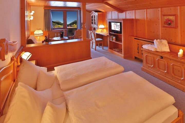 Room 3 of 50