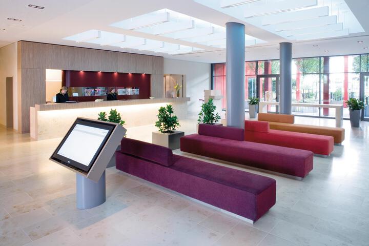 Guest Lobby