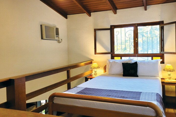 Room 16 of 61