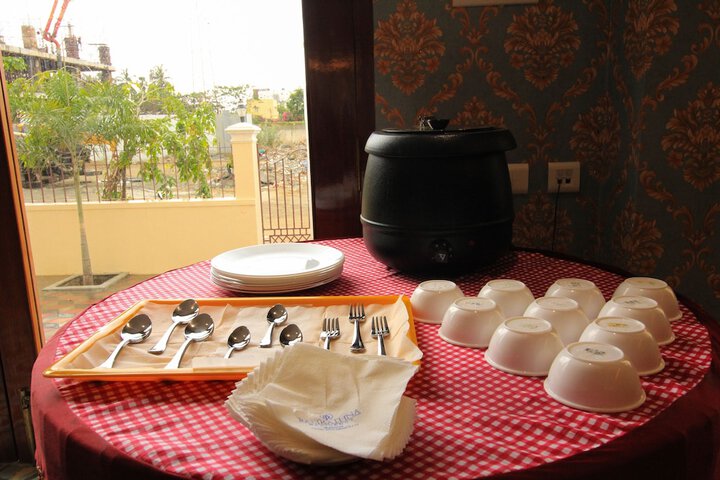 Dining 40 of 58
