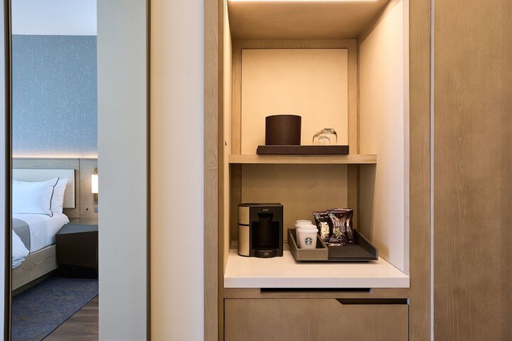 Room 14 of 59