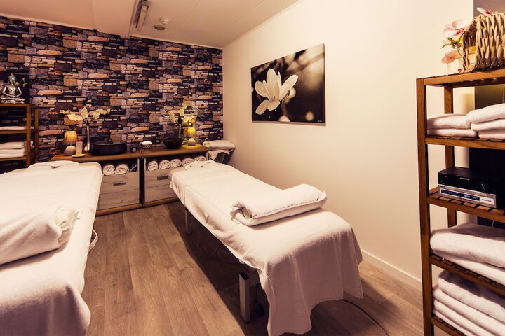 Spa 42 of 48