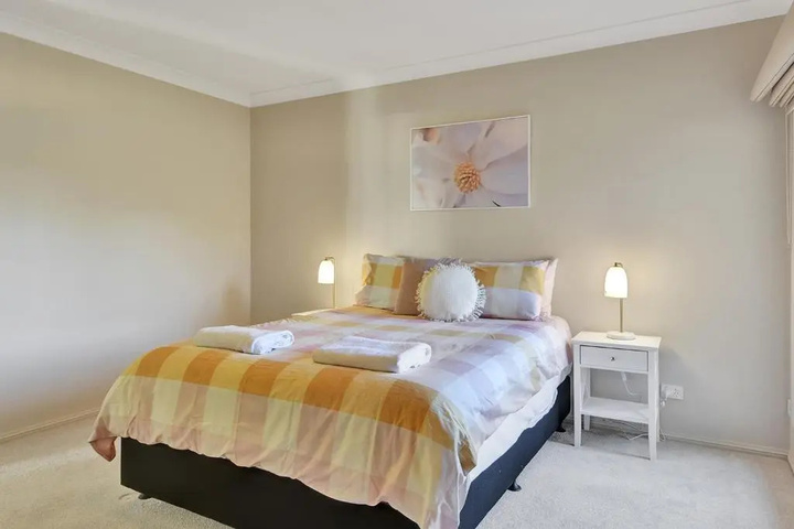 Room 2 of 15