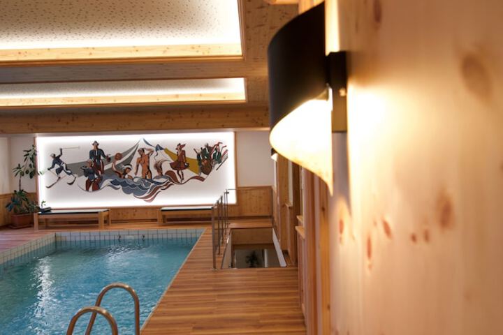Pool 26 of 83