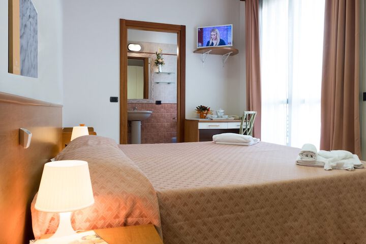 Room 3 of 30