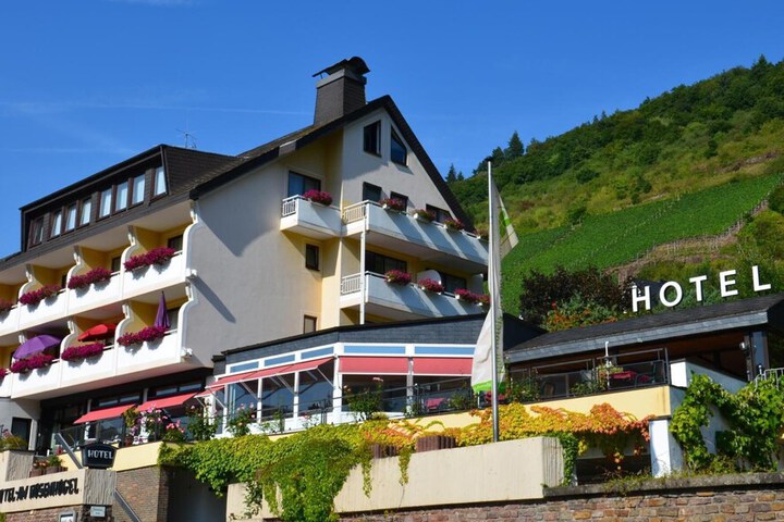 Hotel 50 of 53