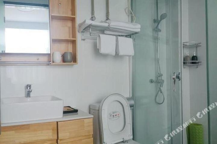 General 5 of 23