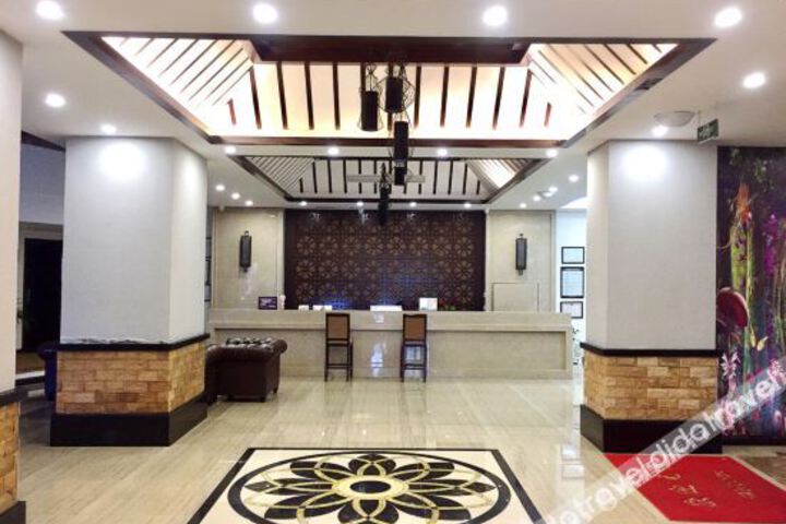 Hotel Interior 6 of 23