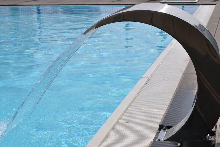 Pool Hotel