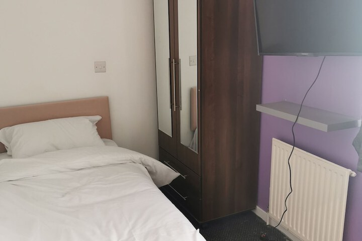 Room 29 of 69