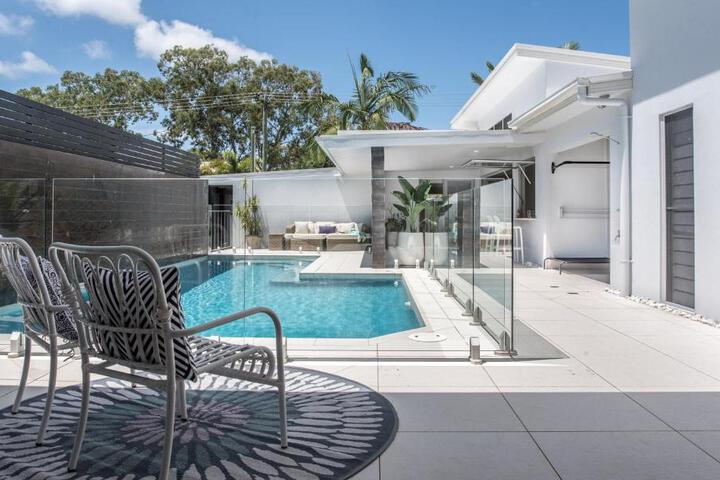 Noosaville Hideaway