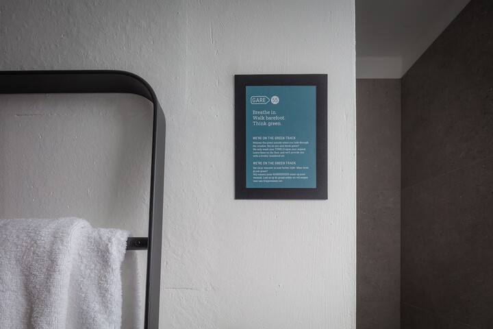 Room 27 of 46