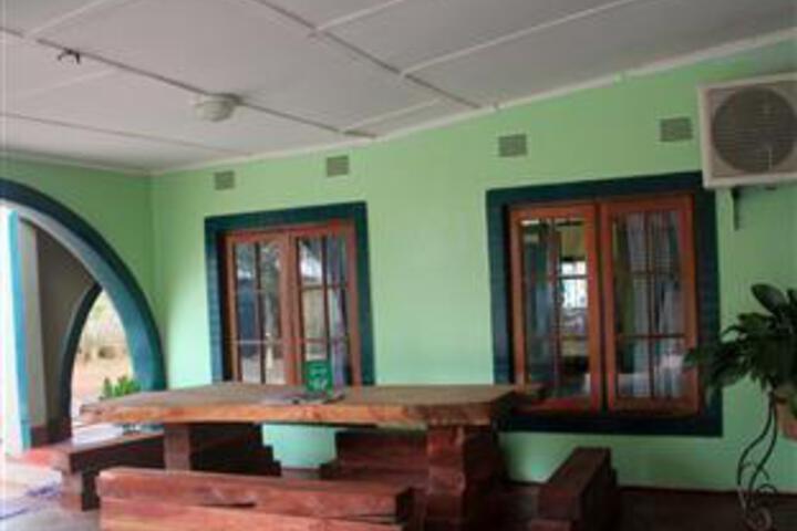 The Greens Inn & Chinese Cuisine