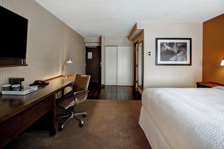 Room 21 of 95
