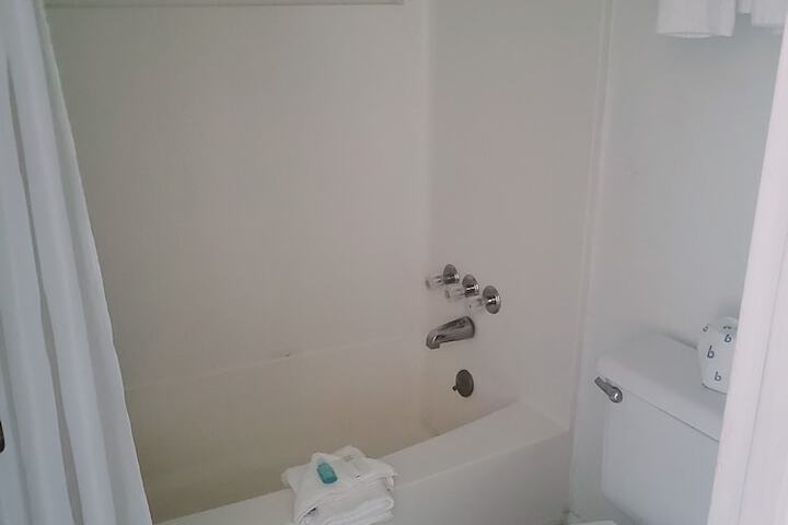 1 Double Bed Efficiency (3 of 18)