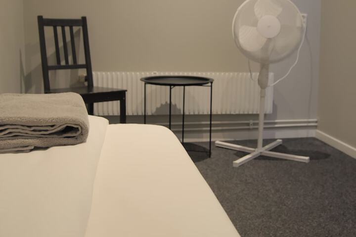 Room 64 of 128