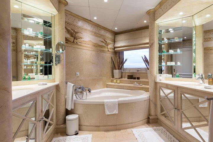 Clean Restrooms