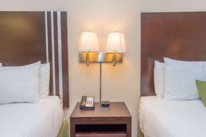 Room 40 of 114