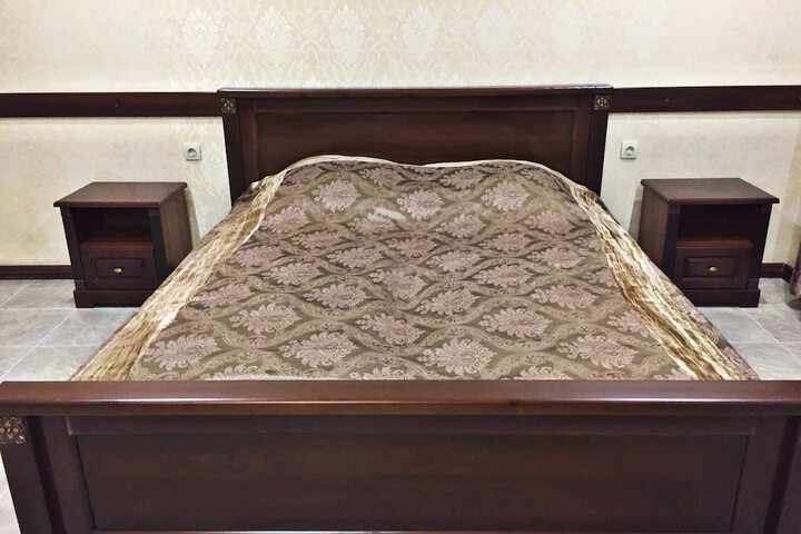 Room 6 of 25