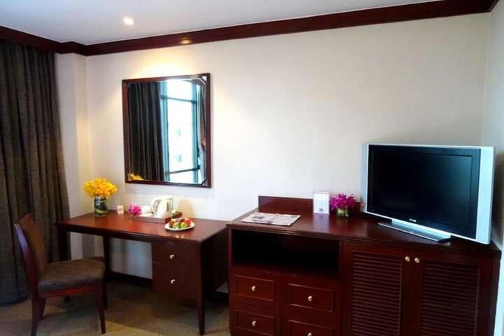 Room amenity