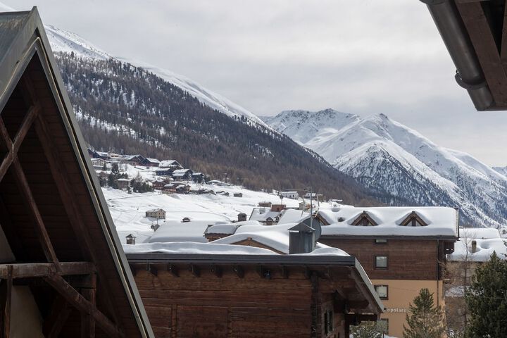 Hotel View 198 of 211