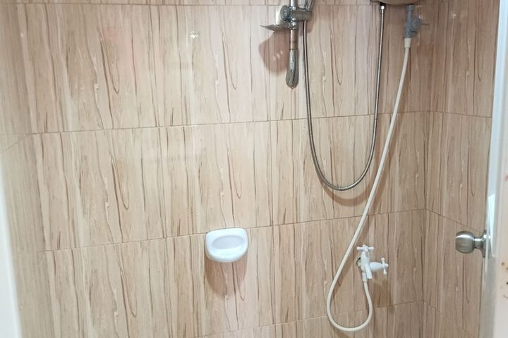 Room 63 of 118