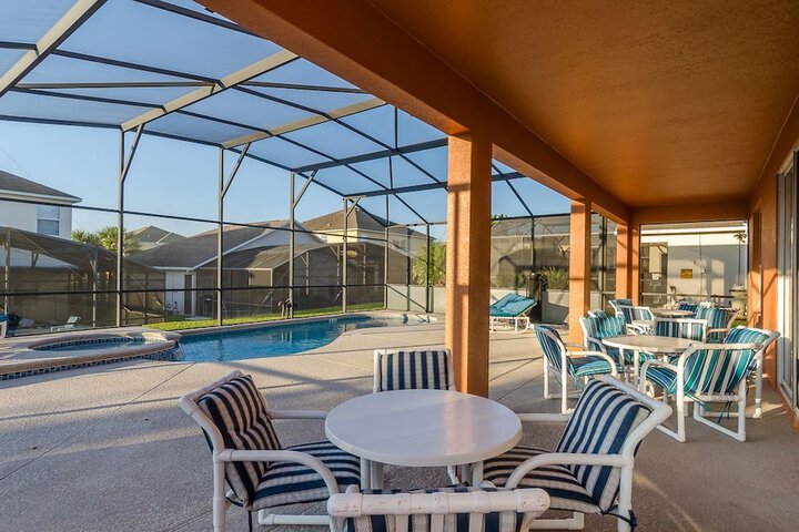 Terrace/Patio 30 of 32