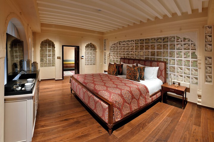 Room 8 of 56