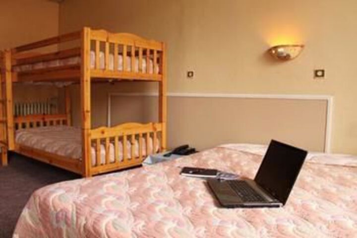 Room 13 of 23