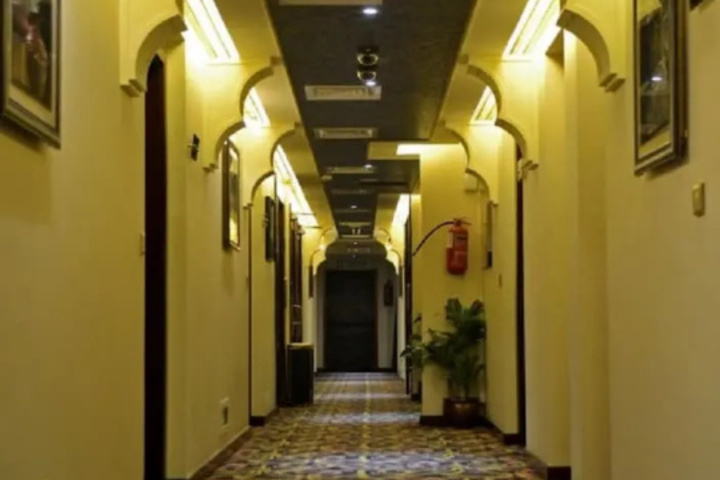 Room 14 of 23