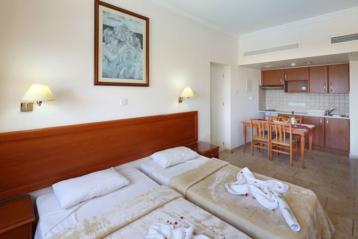 Room 7 of 57