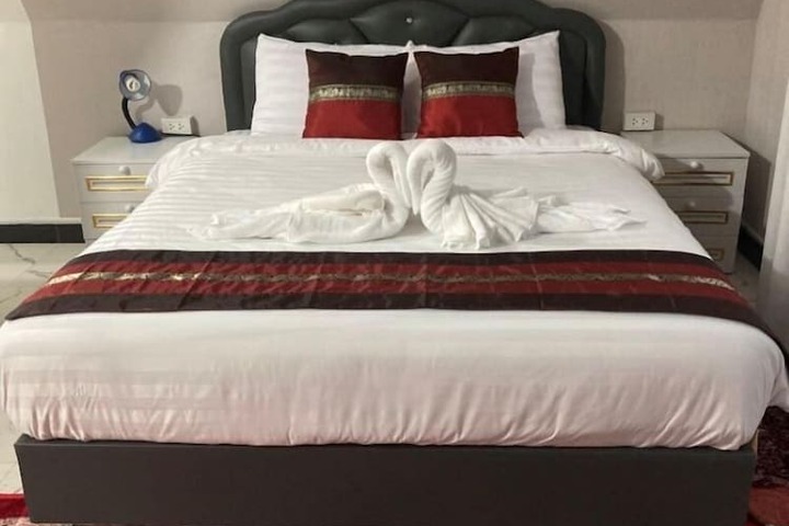 Room 12 of 47