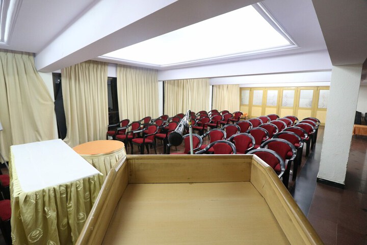 Ballroom/Hall 3 of 30
