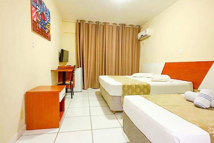 Room 13 of 36