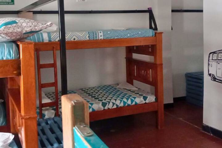 Room 7 of 25