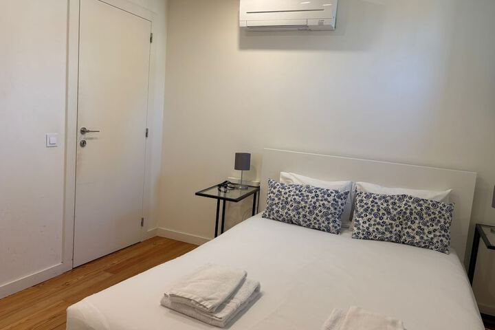 Room 18 of 287