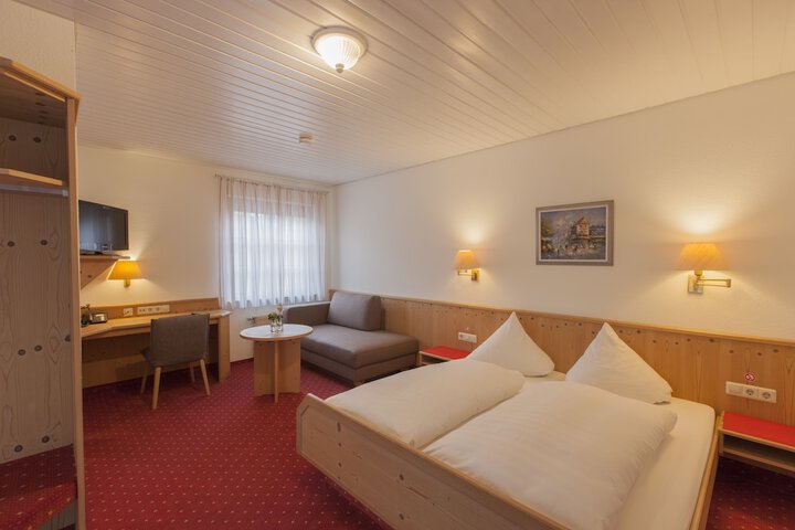Löwen Hotel &  Restaurant in Wendlingen am Neckar