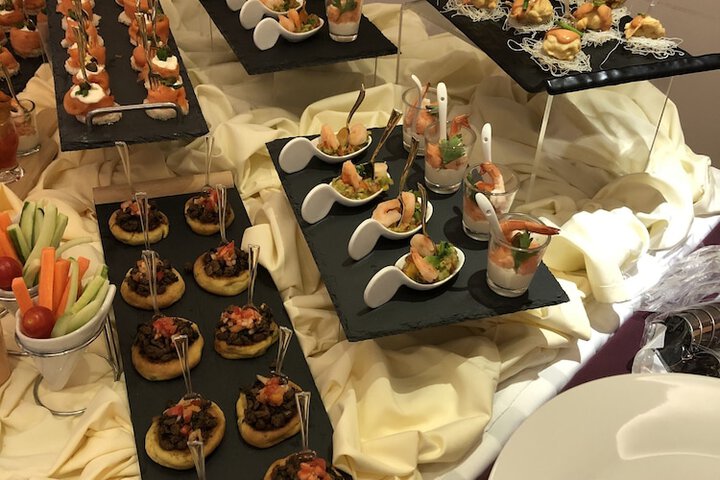 Dining 69 of 128