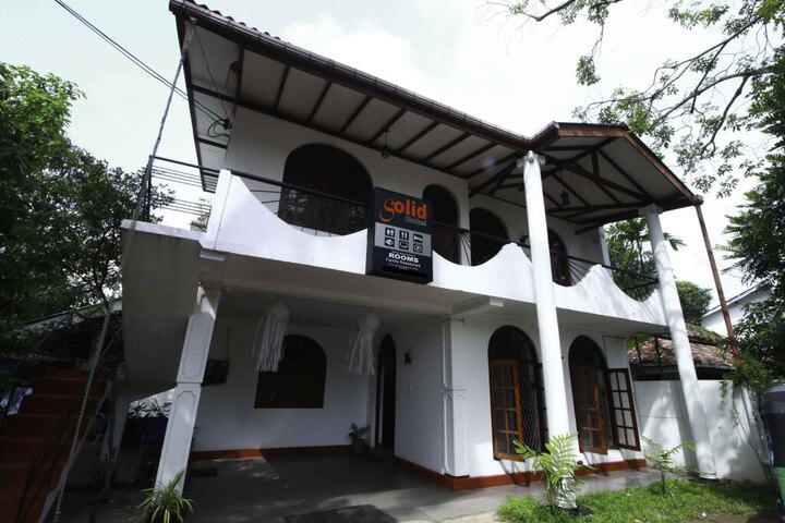YOHO SOLID POLHENGODA HOTEL