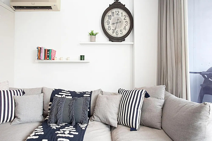 Room 3 of 12