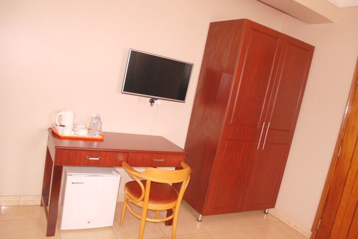 Room 22 of 43