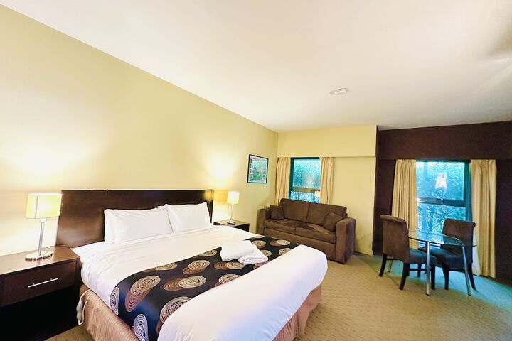 Room 3 of 25