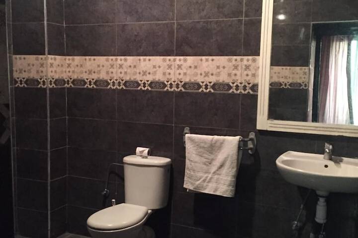 Room 15 of 26