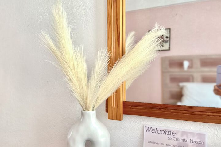 Room 16 of 39