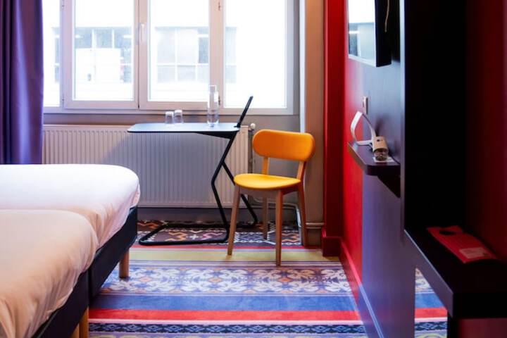 Room 57 of 160