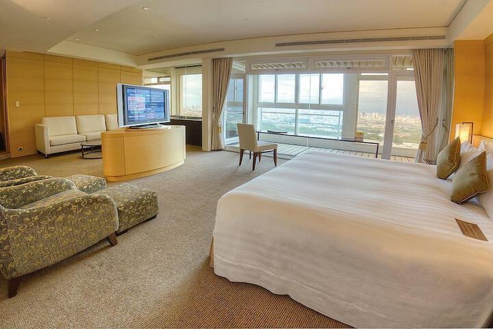 Room 70 of 145